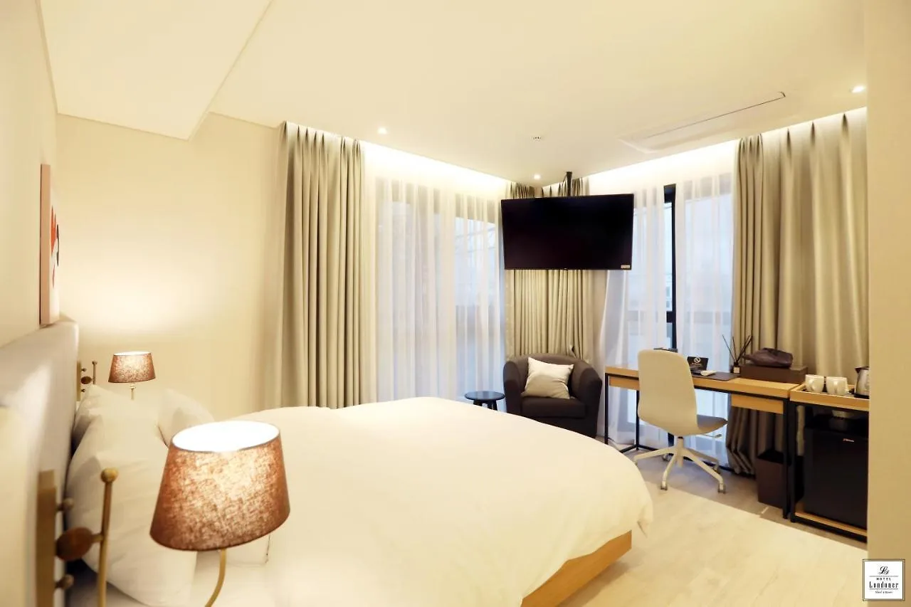 בוסאן Londoner Hotel Gwangan 3*,