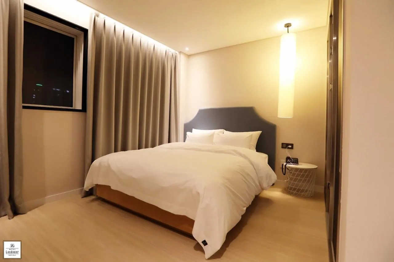 Londoner Hotel Gwangan Busan 3*,  South Korea