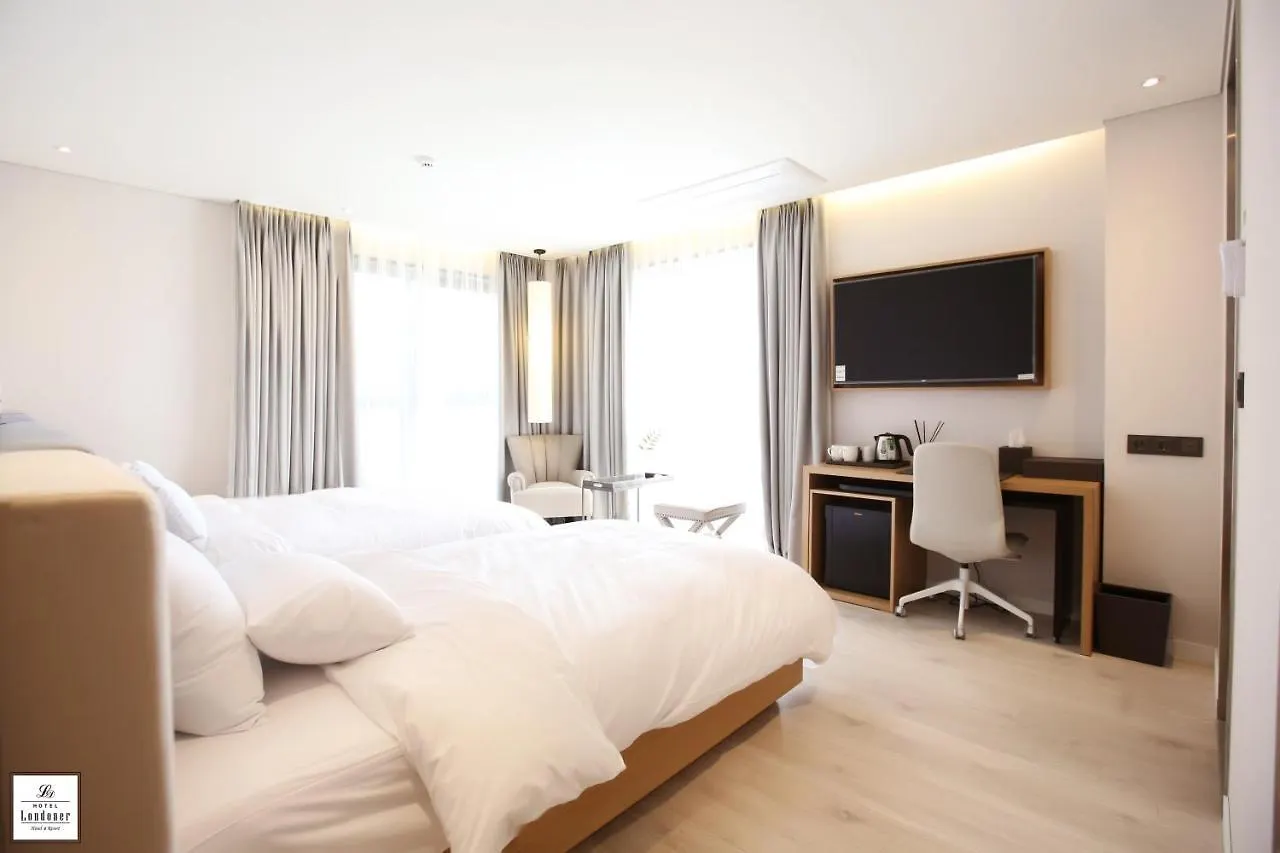 ***  Londoner Hotel Gwangan Busan South Korea