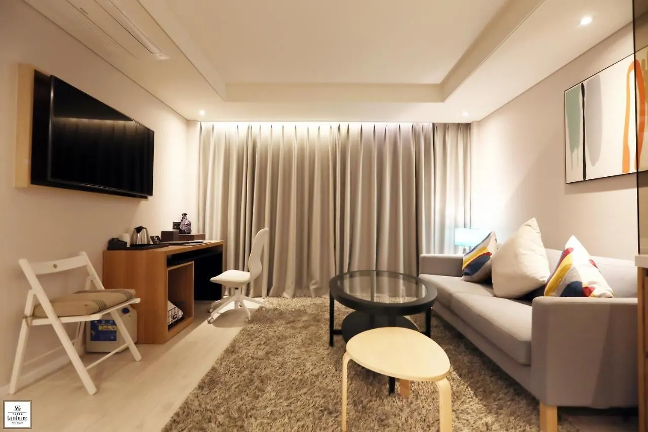 Londoner Hotel Gwangan Busan 3*,  South Korea